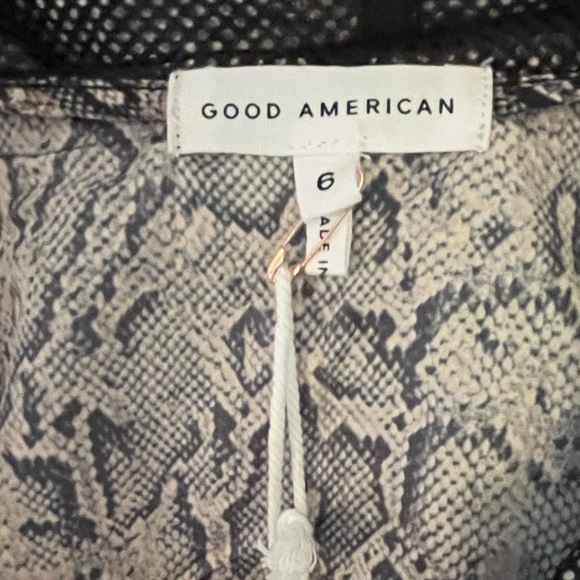Good American BOA ANORAK Crop Hoodie - Picture 8 of 16